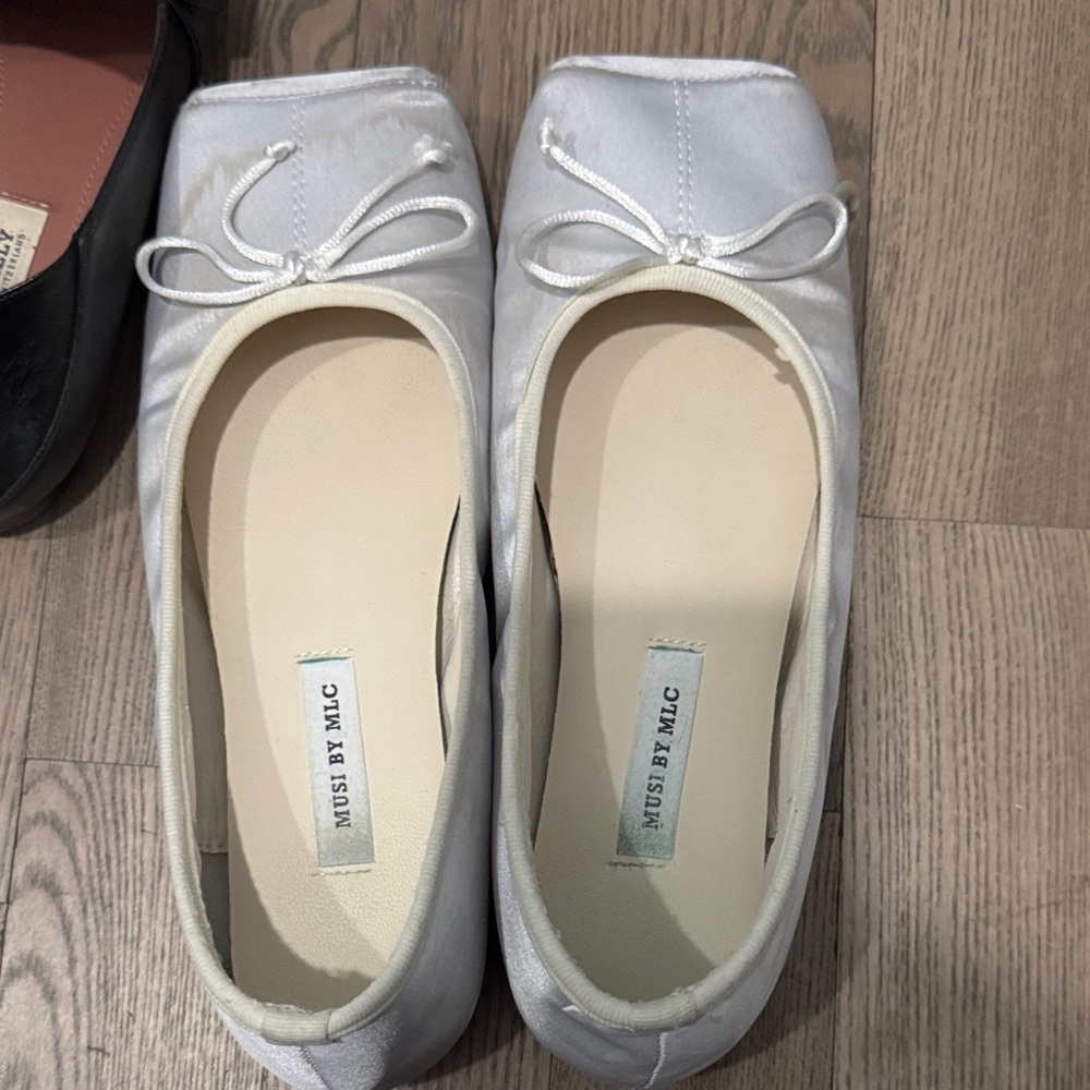 White Satin Ballet Flats with Bow – Elegant Minimalist Shoes – Size 7/37